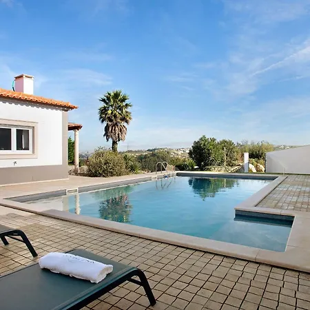 Rosa Com Piscina E Jacuzzi ヴィラ Salir de Matos
