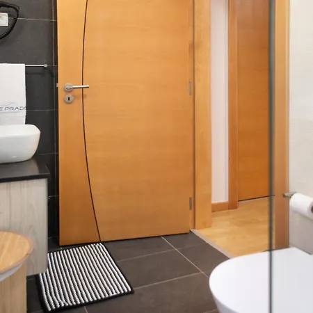 ヴィラ Rosa Com Piscina E Jacuzzi *