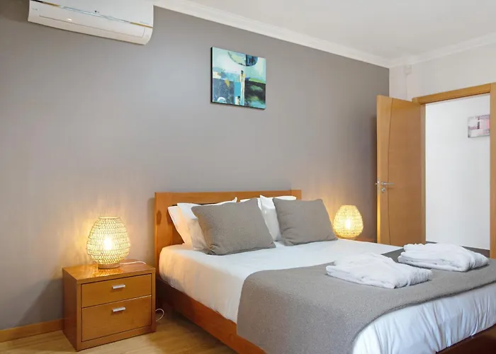 Rosa Com Piscina E Jacuzzi Villa